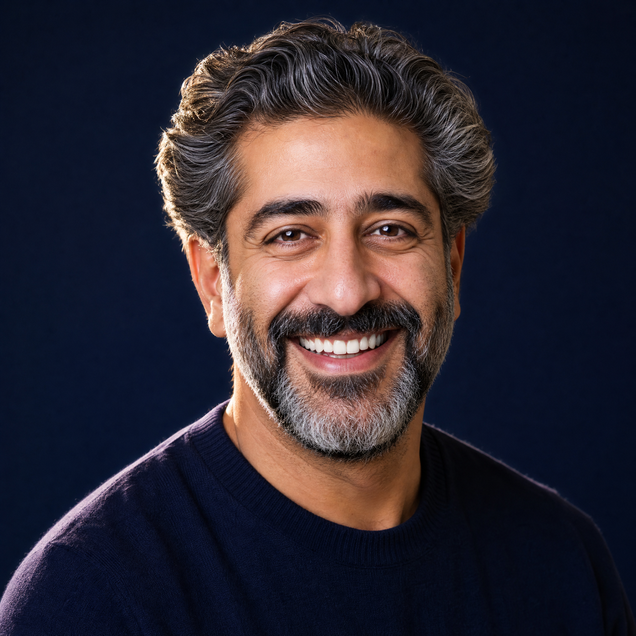 files/Middle-aged_man_headshot_6.png
